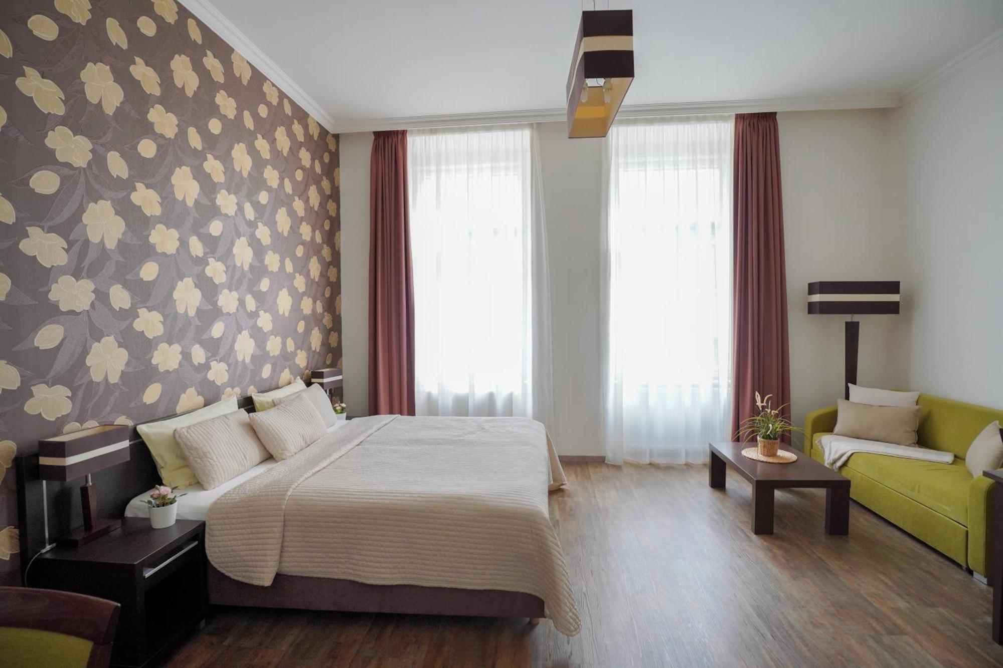 Apartment Elegant & Stylish Center Apartments! Prague